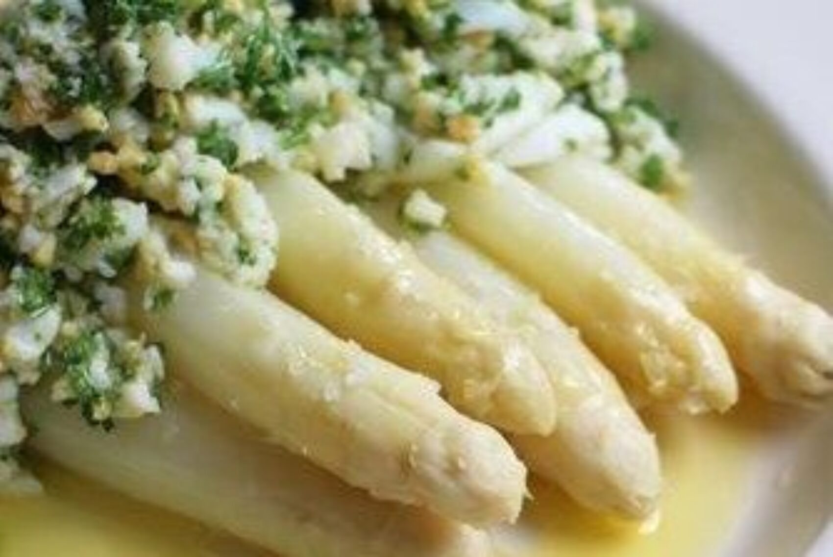 Witte asperges